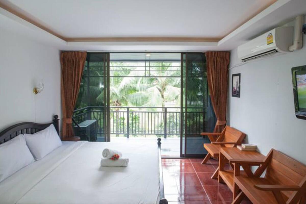 Kamala Bay Inn Kültér fotó